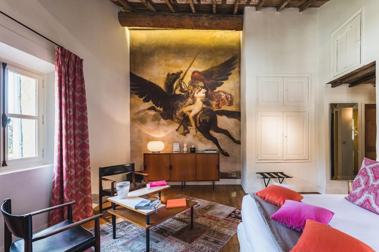 Hameau Des Baux Hotel Параду Екстериор снимка