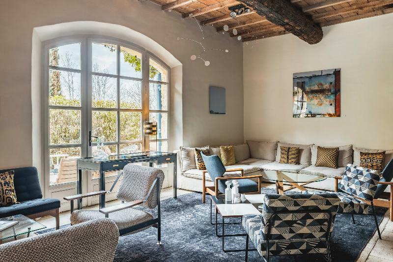 Hameau Des Baux Hotel Параду Екстериор снимка