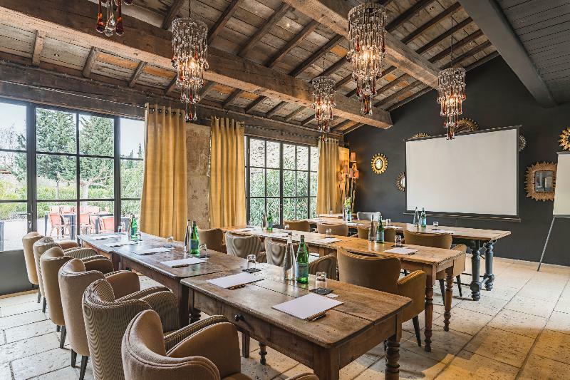 Hameau Des Baux Hotel Параду Екстериор снимка