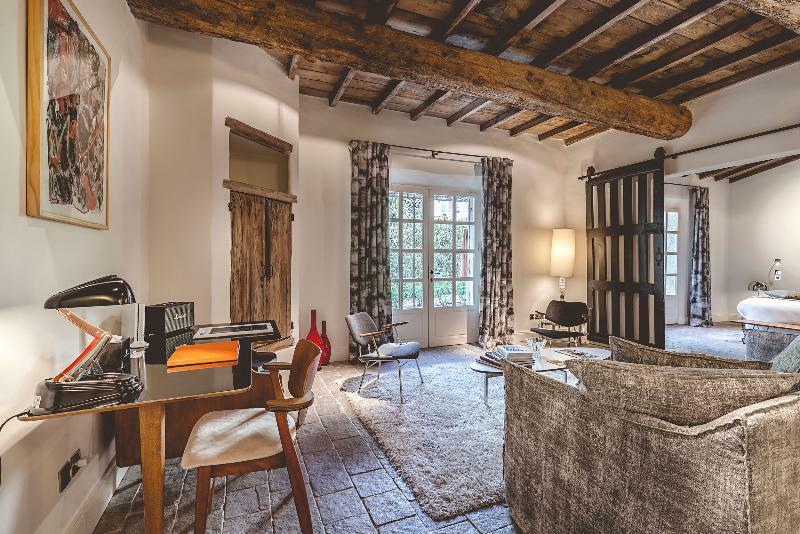 Hameau Des Baux Hotel Параду Екстериор снимка